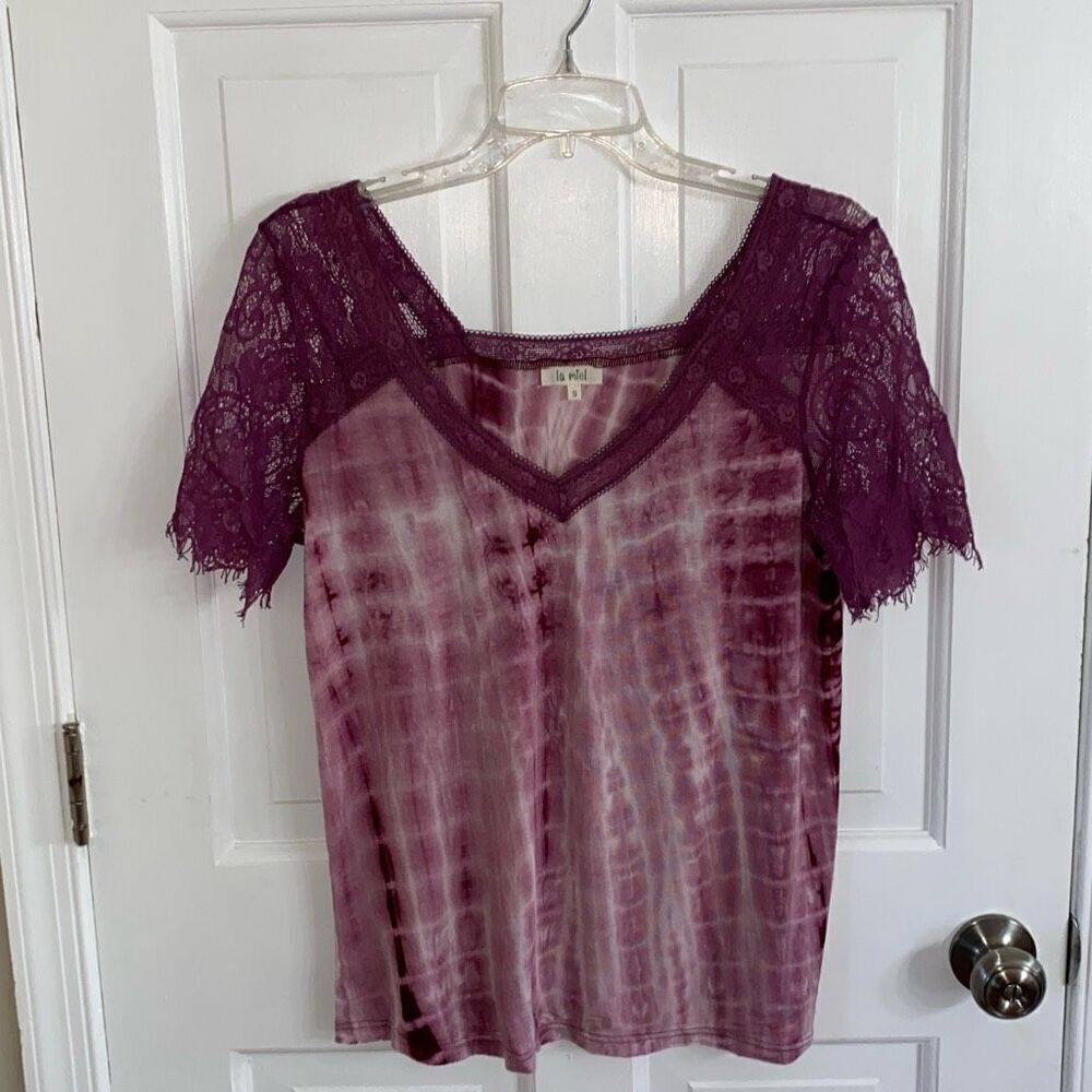 La Miel tie dye tee with floral lace detail size S